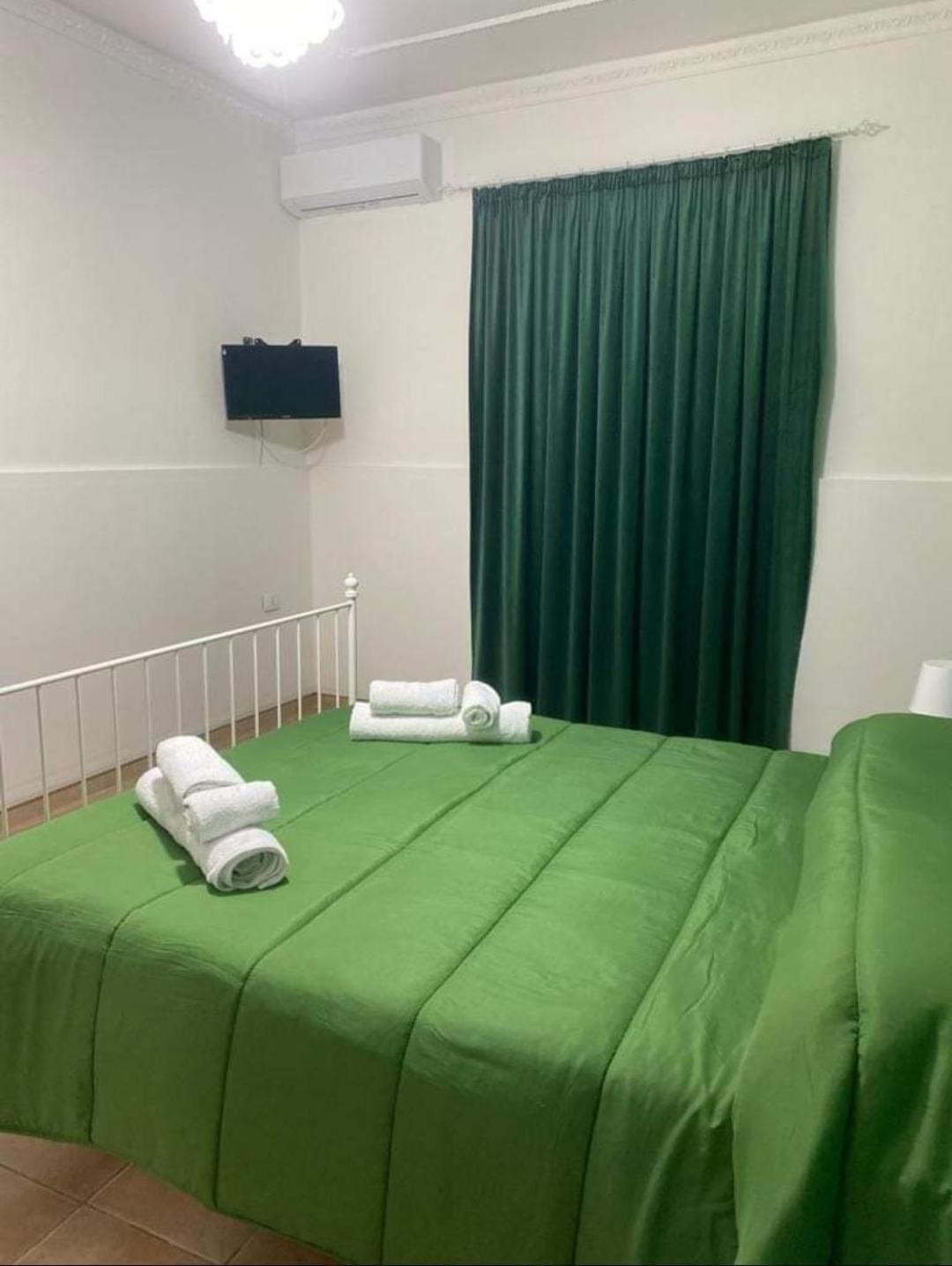 Casa Vacanze Paola Porto Empedocle Bagian luar foto