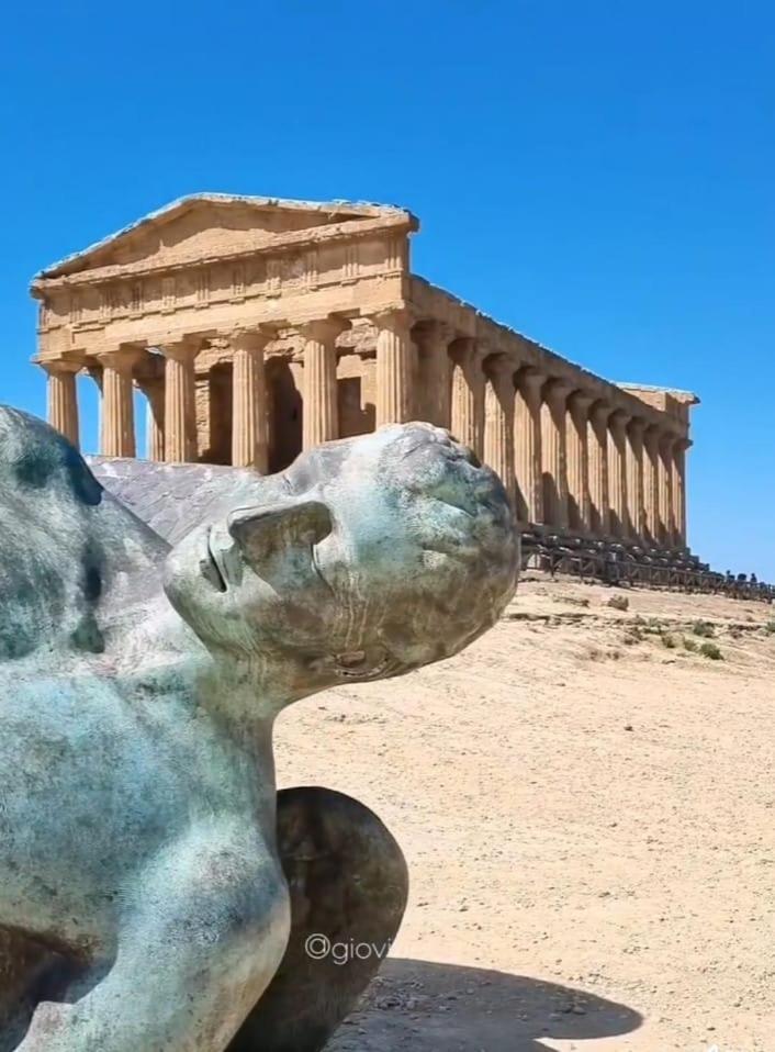 Casa Vacanze Paola Porto Empedocle Bagian luar foto